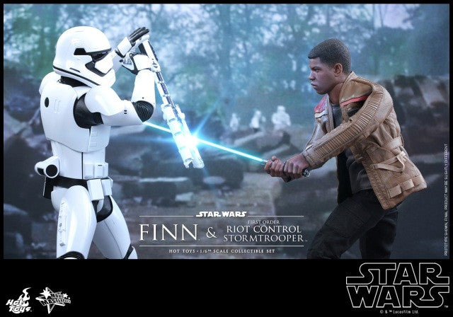 Unboxing of Finn and TR-8R