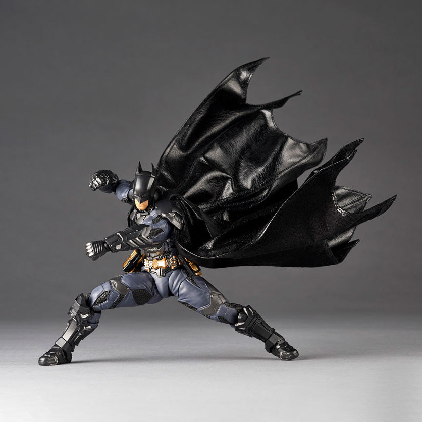 Kaiyodo - Revoltech - Amazing Yamaguchi NR038 - Arkham Knight - Batman (1/12 Scale) - Marvelous Toys