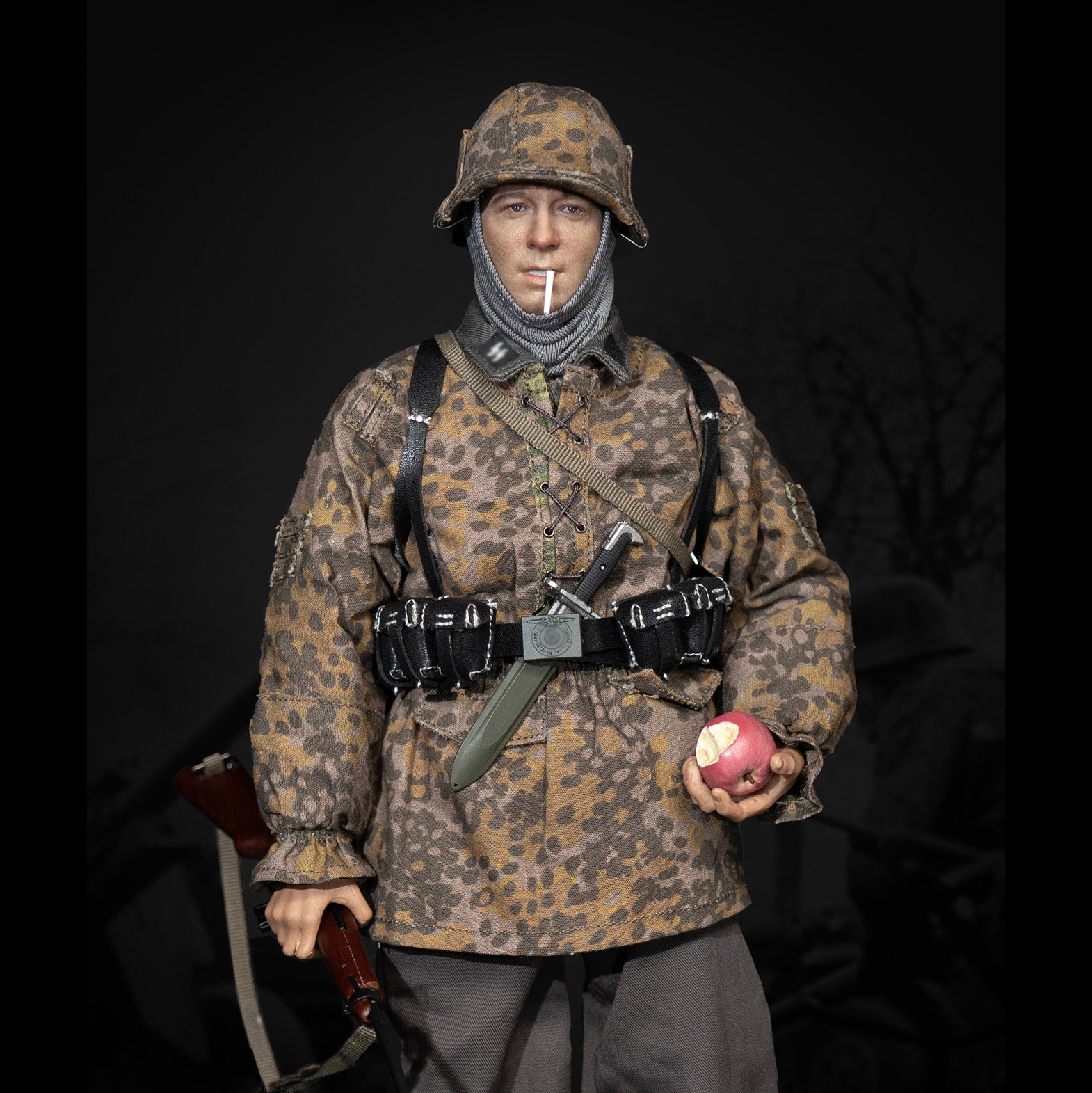 Facepoolfigure - FP-015B - Discover History Series - 1st SS Panzer Division, Kampfgruppe Hansen, 1944 Ardenne - Rifleman (1/6 Scale) - Marvelous Toys