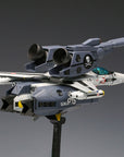 Wave - Macross: Do You Remember Love? - VF-1S Strike Valkyrie Fighter (Hikaru Ichijyo's and Roy Focker's Custom Model Kit (1/100 Scale) - Marvelous Toys