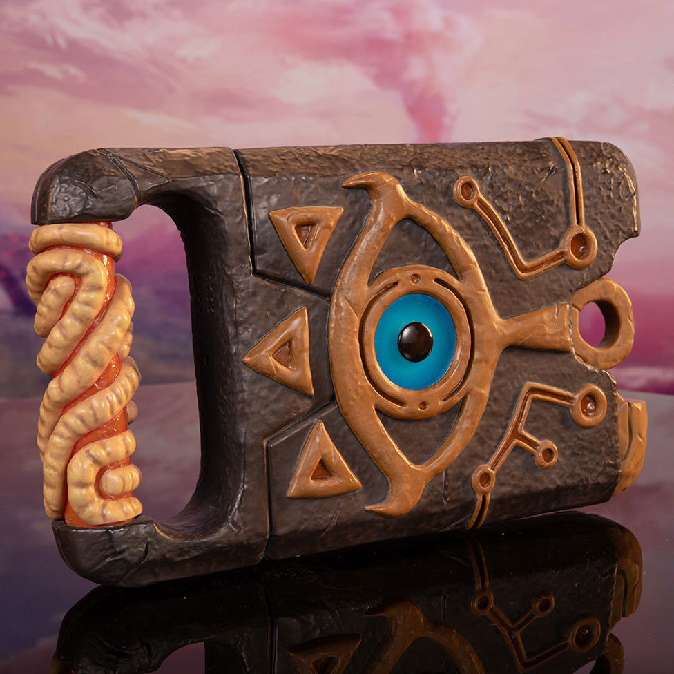 First 4 Figures - The Legend of Zelda: Breath of the Wild - Sheikah Slate (1/1 Scale) - Marvelous Toys