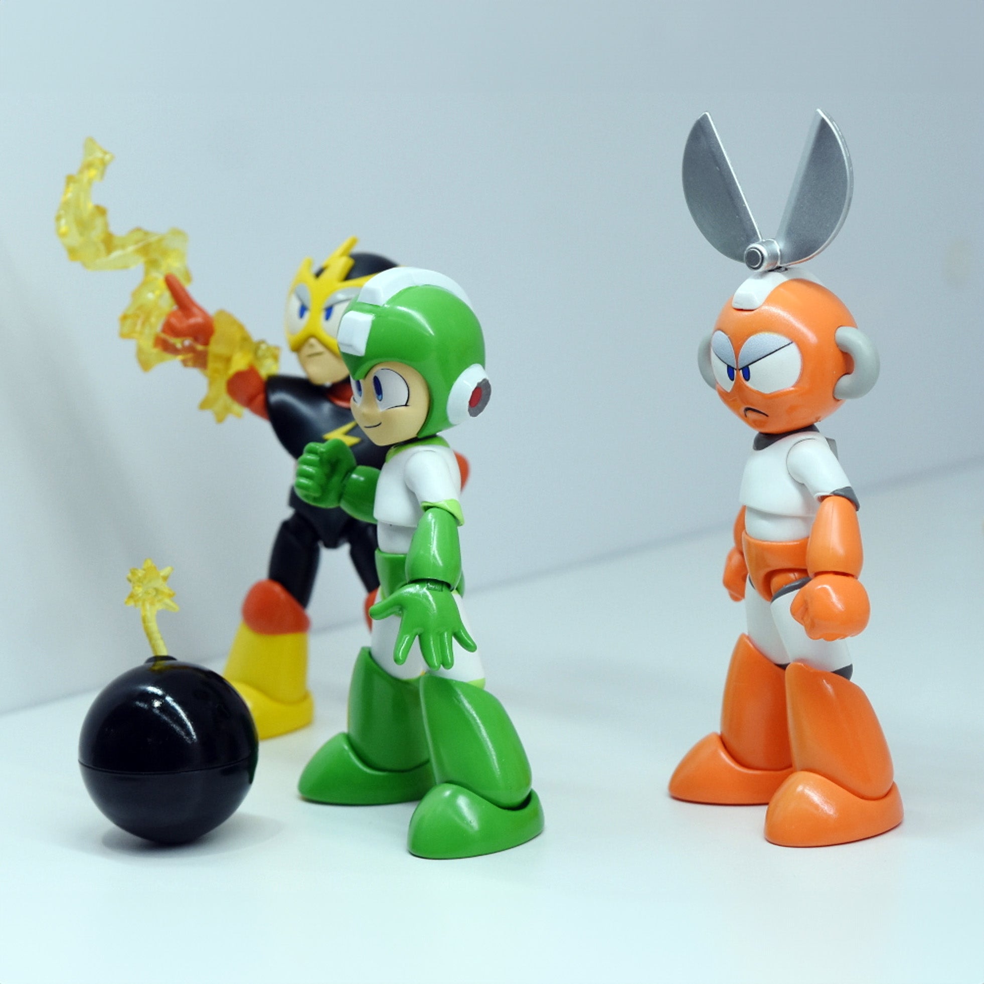 Jada Toys - Mega Man (Rockman) - Hyper Bomb Mega Man (4.5&quot;) - Marvelous Toys