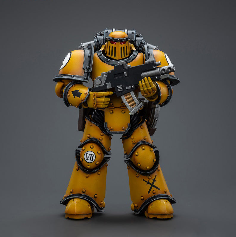 Joy Toy - JT9077 - Warhammer 40,000 - Imperial Fists - Legion MkIII Tactical Squad Legionary with Bolter (1/18 Scale) - Marvelous Toys