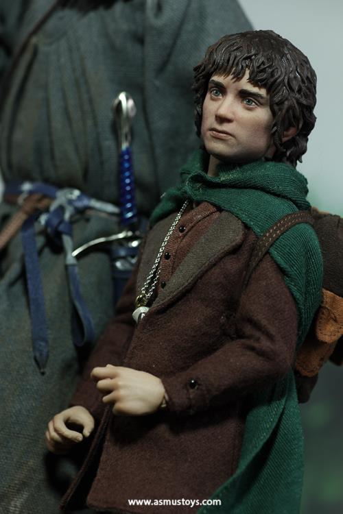 Asmus Toys - Lord of The Rings: Heroes of Middle-Earth - Frodo Baggins (Slim Version) - Marvelous Toys