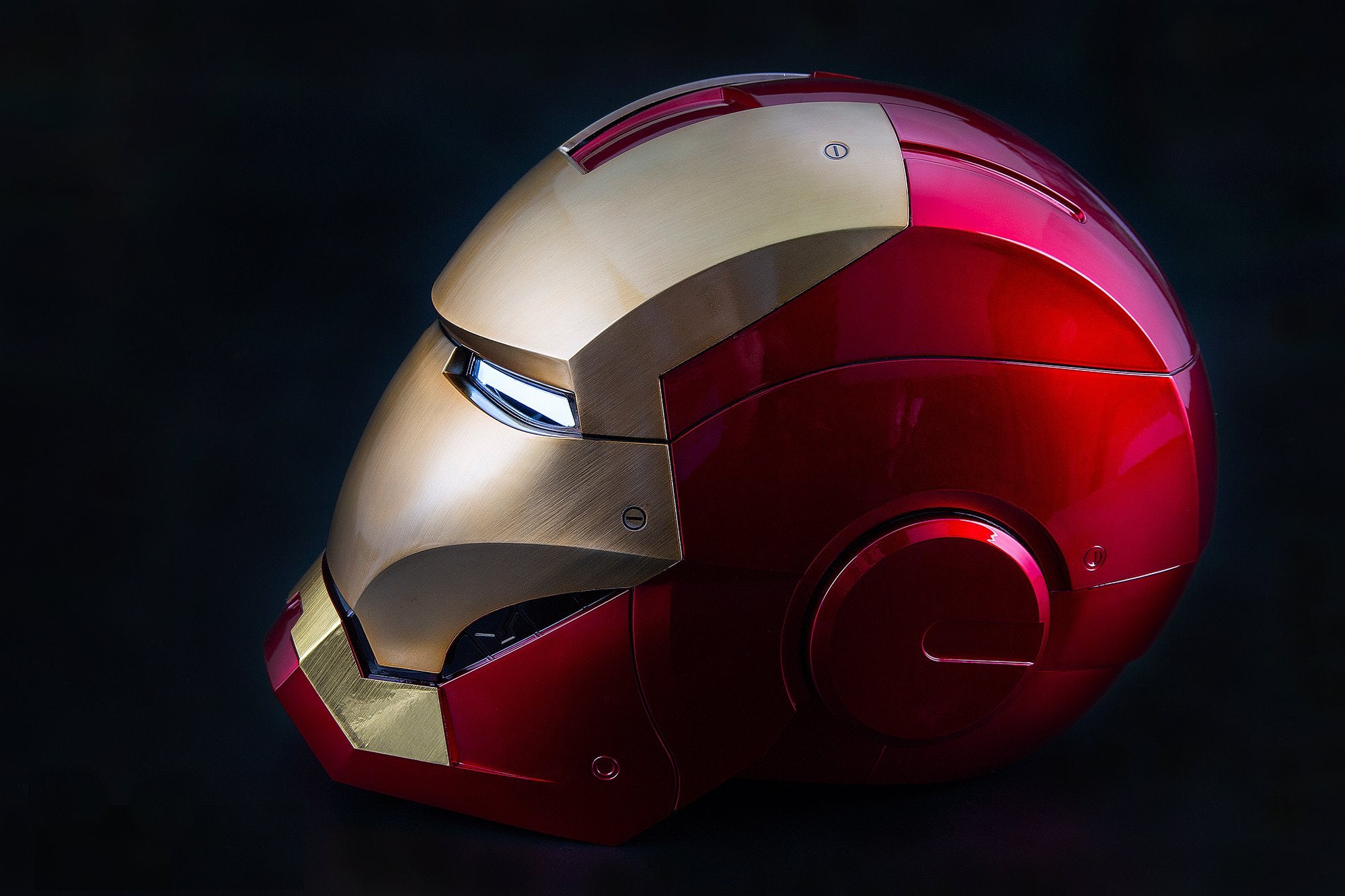Killerbody - 1:1 Scale High End Replica - Avengers - Iron Man Mark VII Helmet (Wearable Voice Control Brushed Finish) - Marvelous Toys