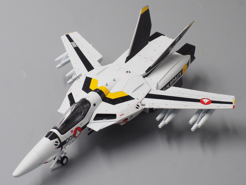 Calibre Wings - Macross - VF-1S Valkyrie "Skull Leader" (1/72 Scale) - Marvelous Toys