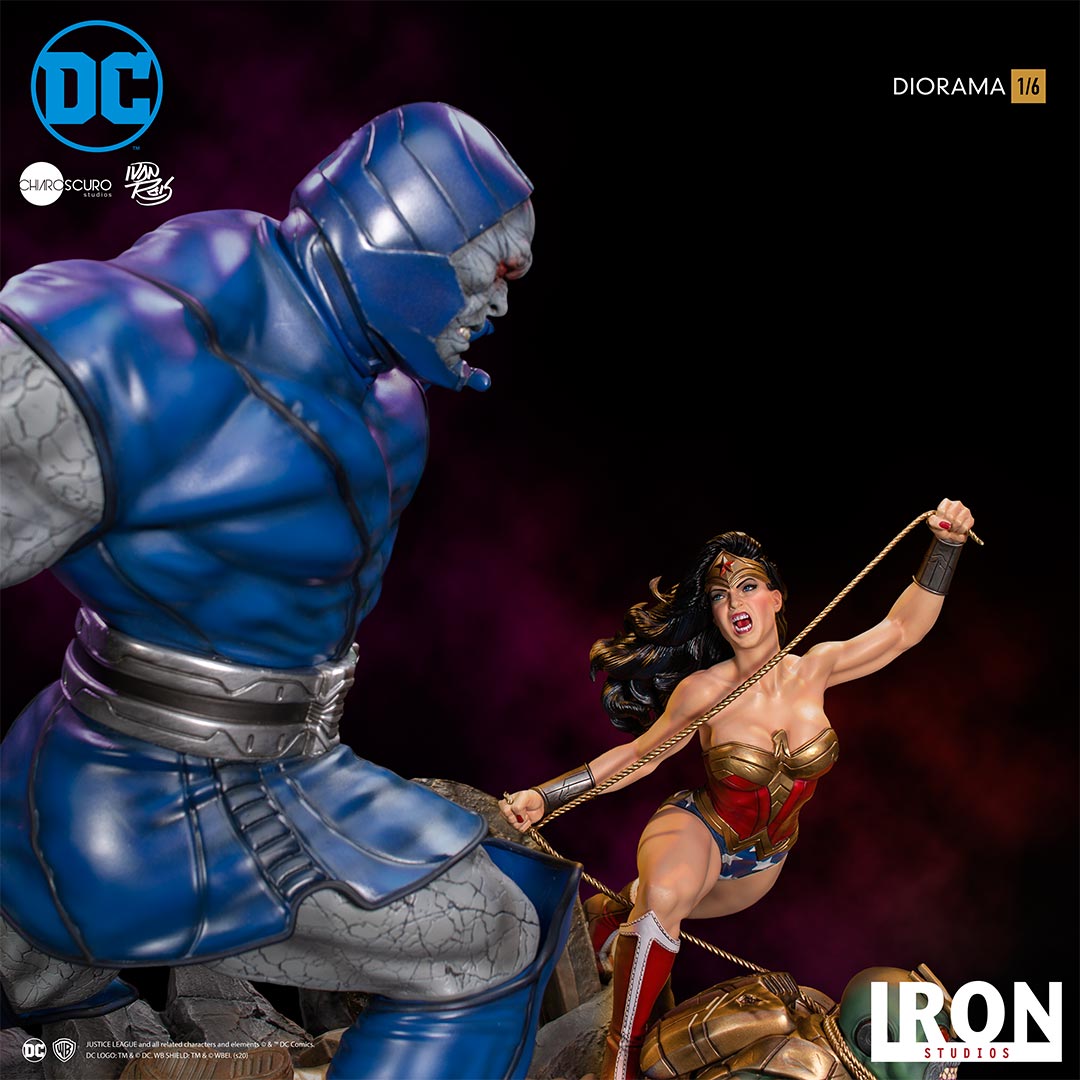Iron Studios - 1:6 Diorama - DC Comics by Ivan Reis - Wonder Woman v. Darkseid - Marvelous Toys