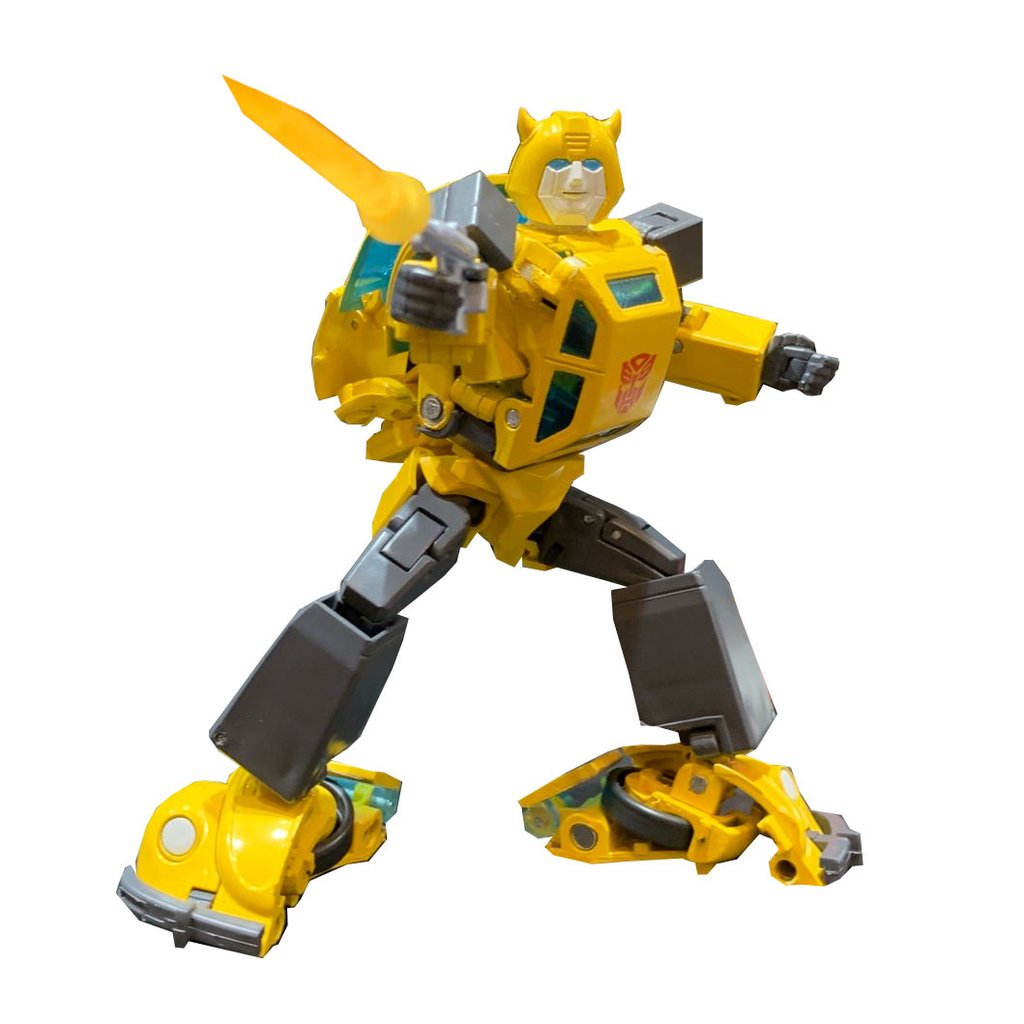 TakaraTomy - Transformers Masterpiece - MP-45 - Bumblebee Version 2.0 (with Collector&#39;s Pin) (Asia Version) - Marvelous Toys