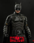 (IN STOCK) Hot Toys - MMS641 - The Batman - Batman and Bat-Signal - Marvelous Toys