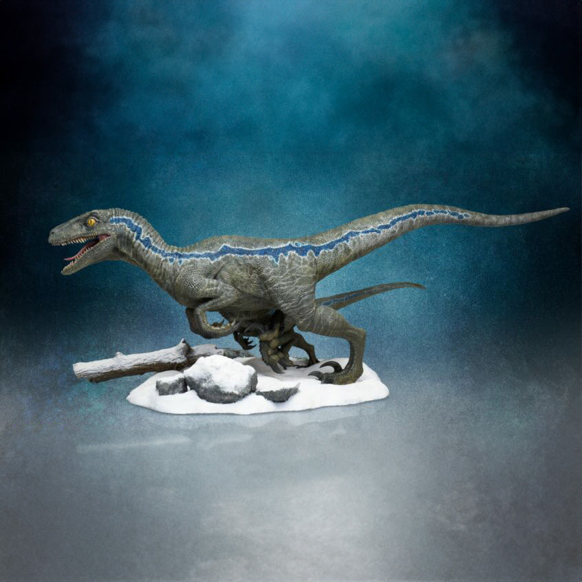 X-Plus - Jurassic World: Dominion - Velociraptor &quot;Blue&quot; &amp; &quot;Beta&quot; Model Kit (1/8 Scale) - Marvelous Toys