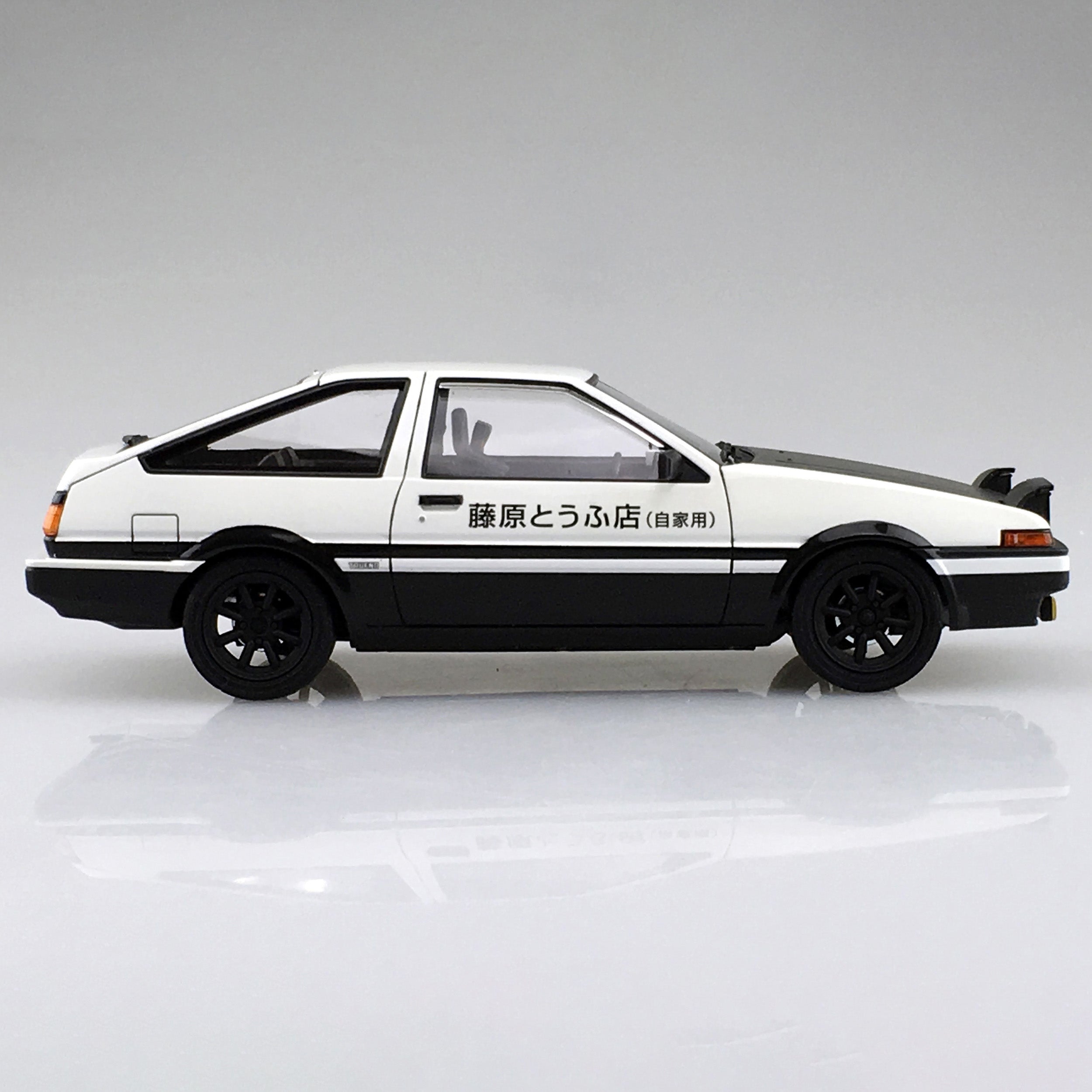 Aoshima - Initial D - No. 1 - Takumi Fujiwara AE86 Trueno Project D Model Model Kit (1/24 Scale) - Marvelous Toys