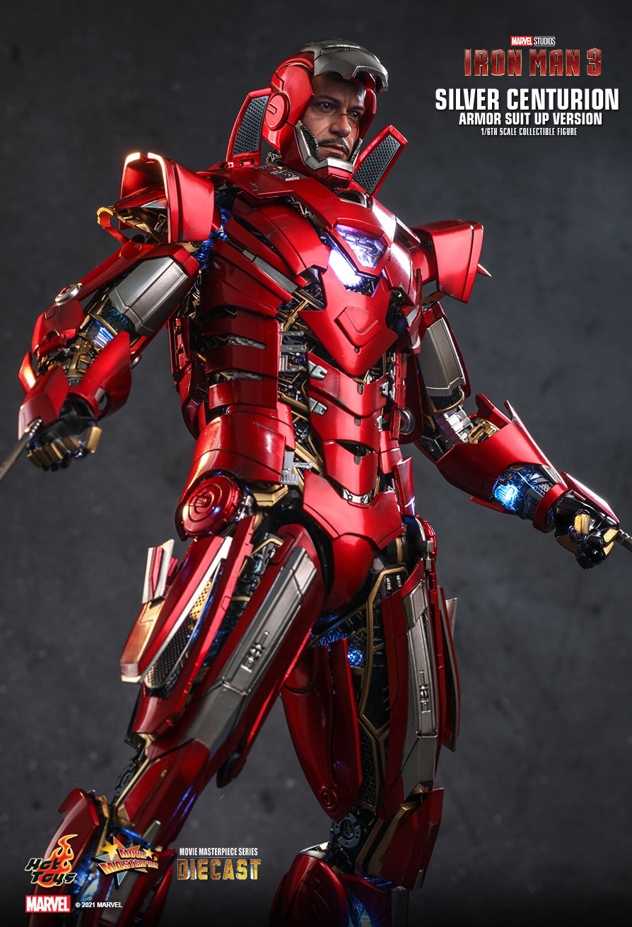 Hot Toys - MMS618D43 - Iron Man 3 - Mark XXXIII Silver Centurion (Armor Suit Up Ver.)