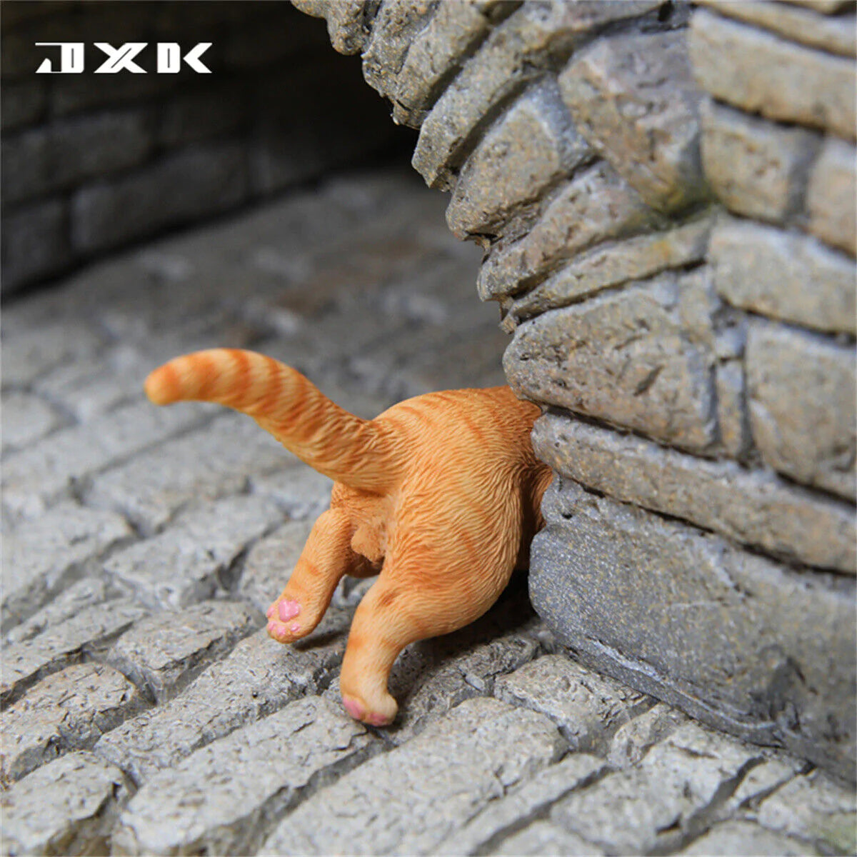 JxK.Studio - Cat through the Wall C (1/6 Scale) - Marvelous Toys