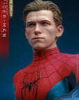 Hot Toys - MMS680 - Spider-Man: No Way Home - Spider-Man (New Red and Blue Suit) (Deluxe) - Marvelous Toys