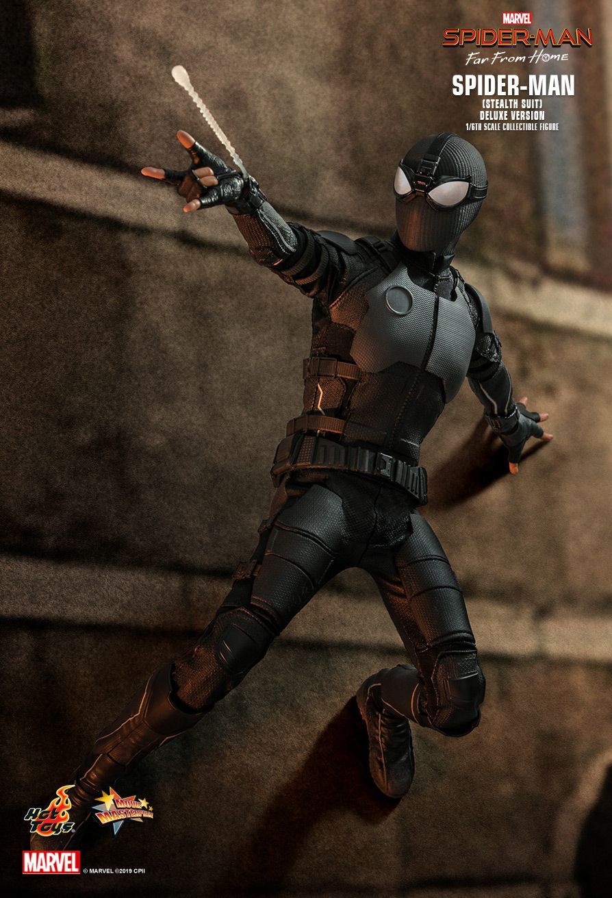 Hot Toys - MMS541 - Spider-Man: Far From Home - Spider-Man (Stealth Suit) (Deluxe Version) - Marvelous Toys