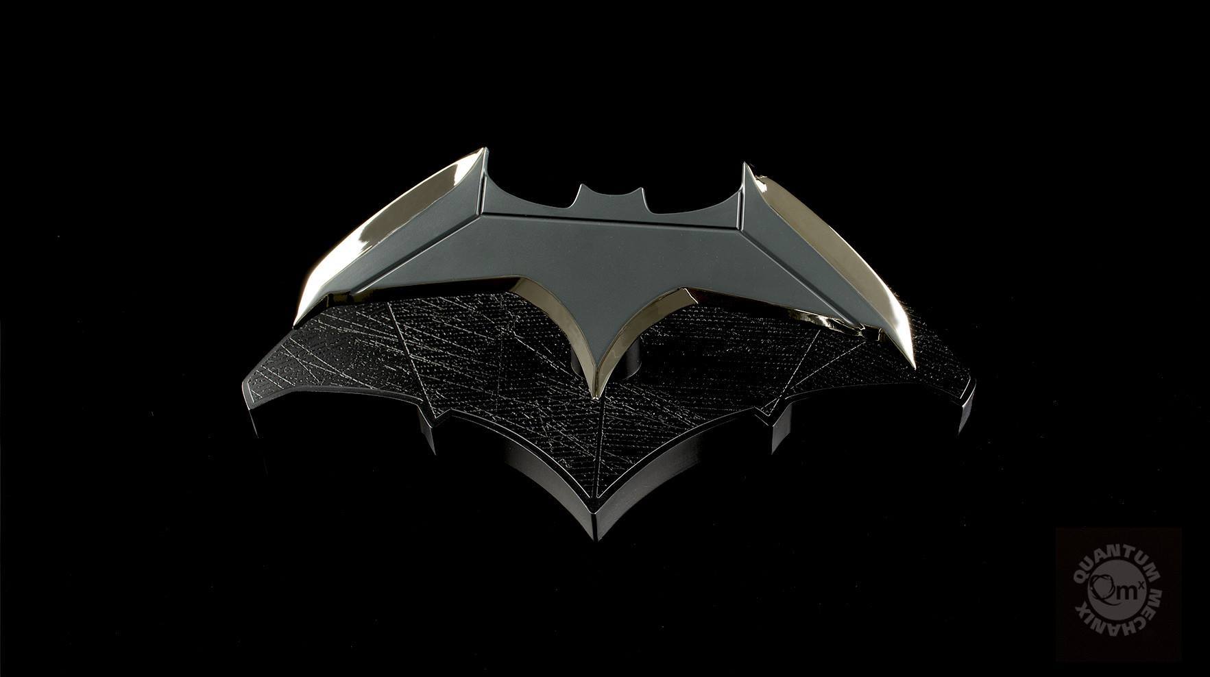 Quantum Mechanix - DCC-0215 - Batman Batarang 1:1 Scale Prop Replica (Reissue) - Marvelous Toys