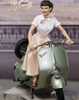 Blitzway - Superb Scale Statue (Hybrid) - Roman Holiday - Princess Ann (Audrey Hepburn) & 1951 Vespa 125 (1/4 Scale) - Marvelous Toys