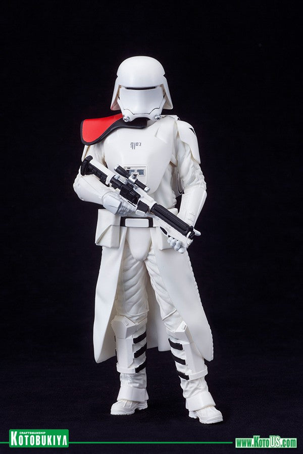 Kotobukiya - ARTFX+ - Star Wars: The Force Awakens - First Order Snowtrooper &amp; First Order Flametrooper (1/10 Scale) - Marvelous Toys