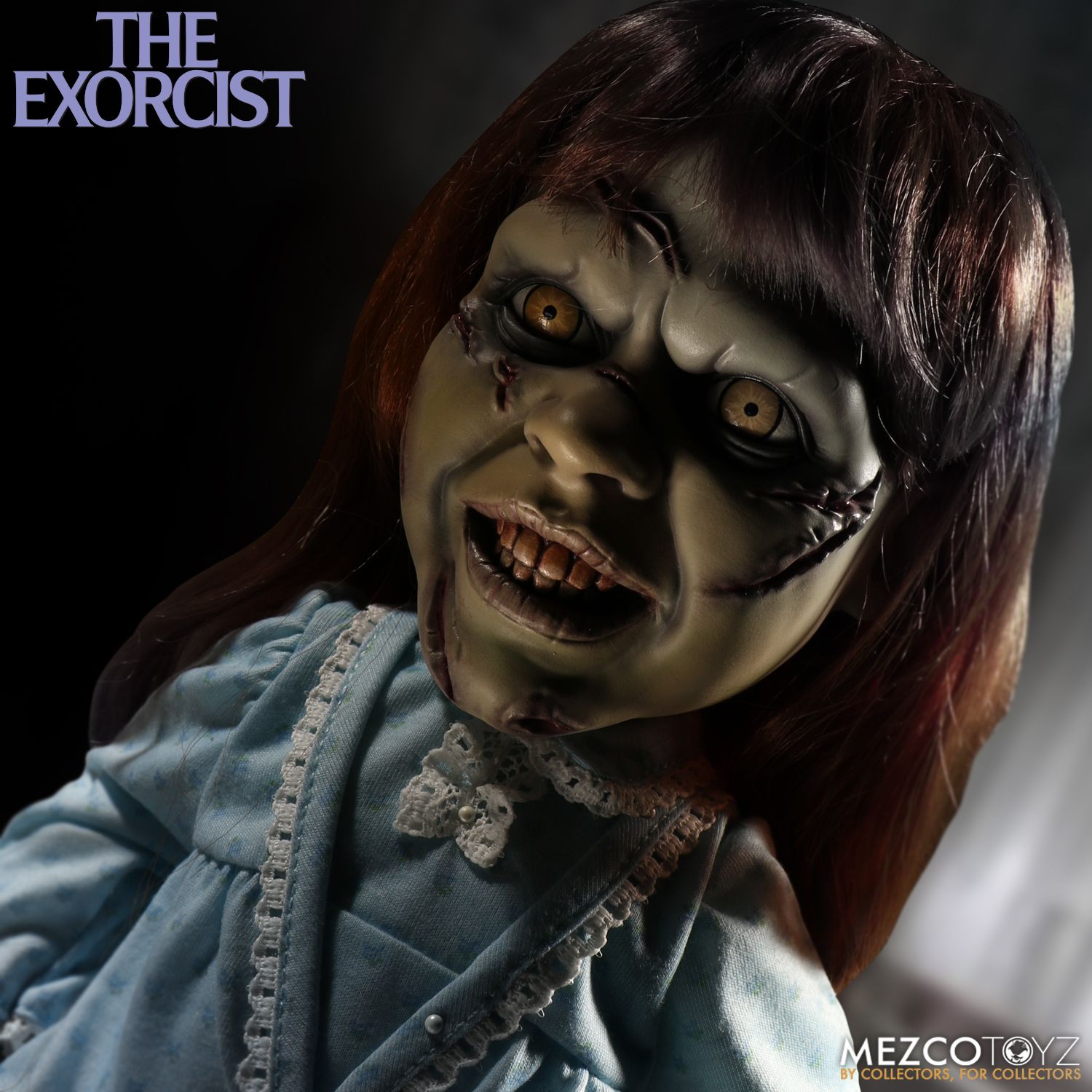 Mezco - Mega Scale - The Exorcist with Sound Feature - Marvelous Toys