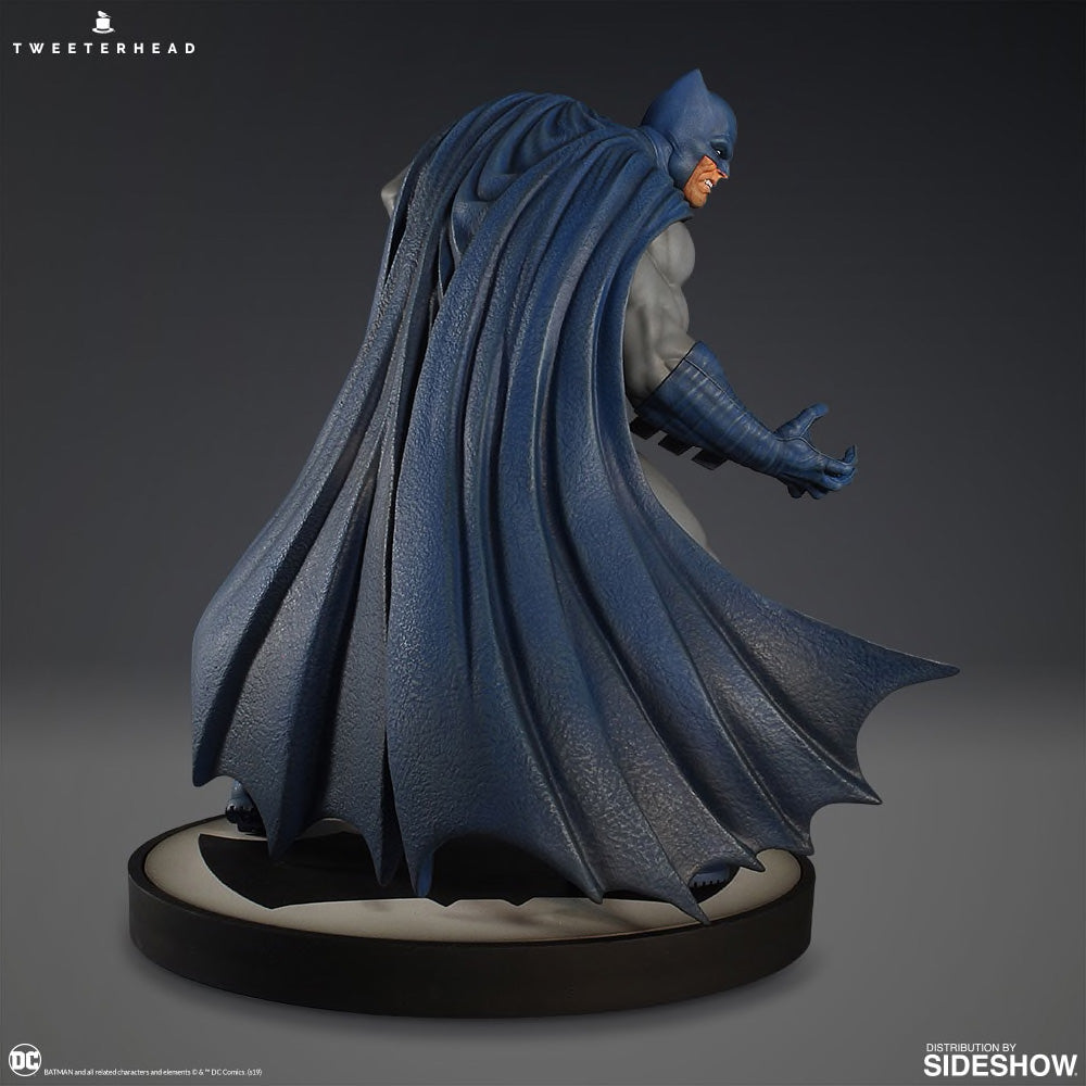 Tweeterhead - DC Comics - Batman (Dark Knight) Maquette - Marvelous Toys