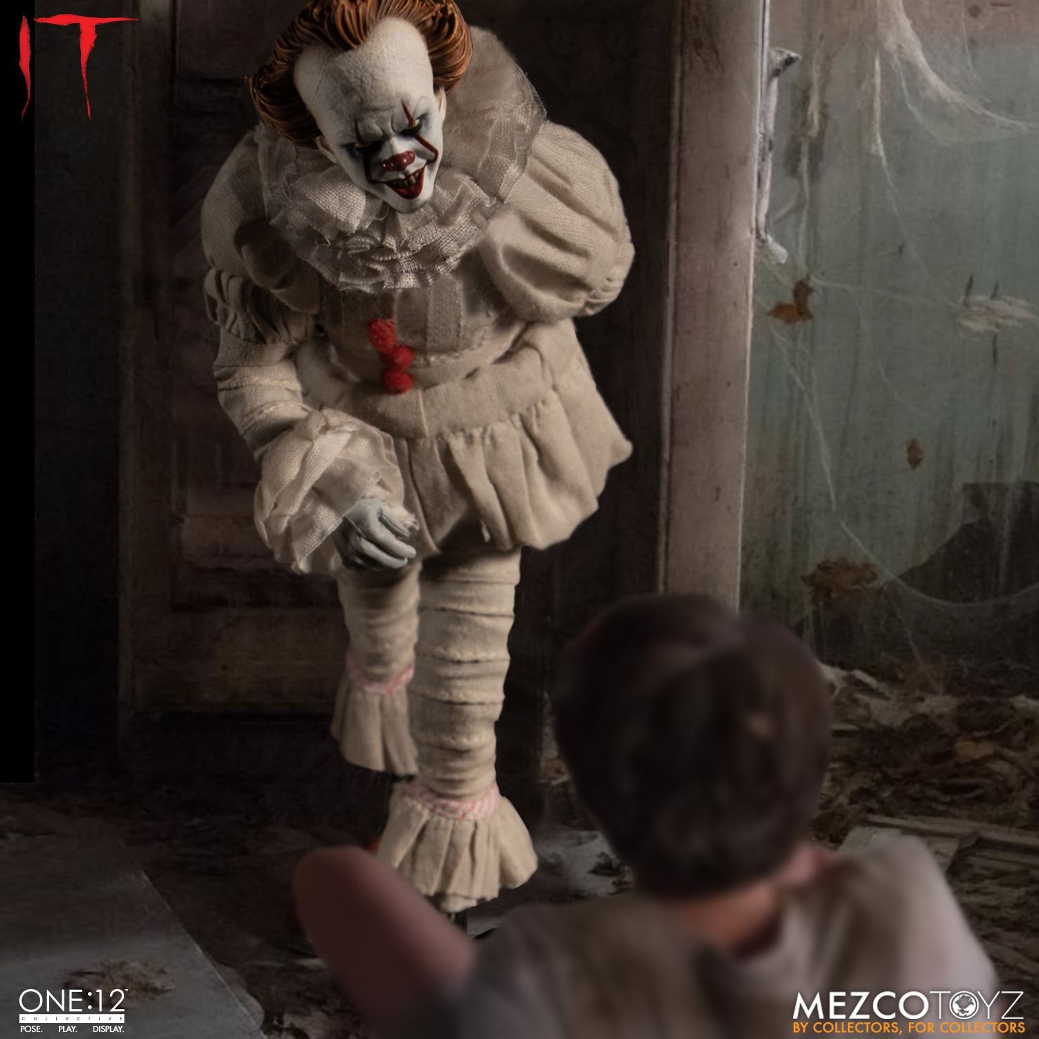 Mezco - One:12 Collective - IT (2017) - Pennywise - Marvelous Toys