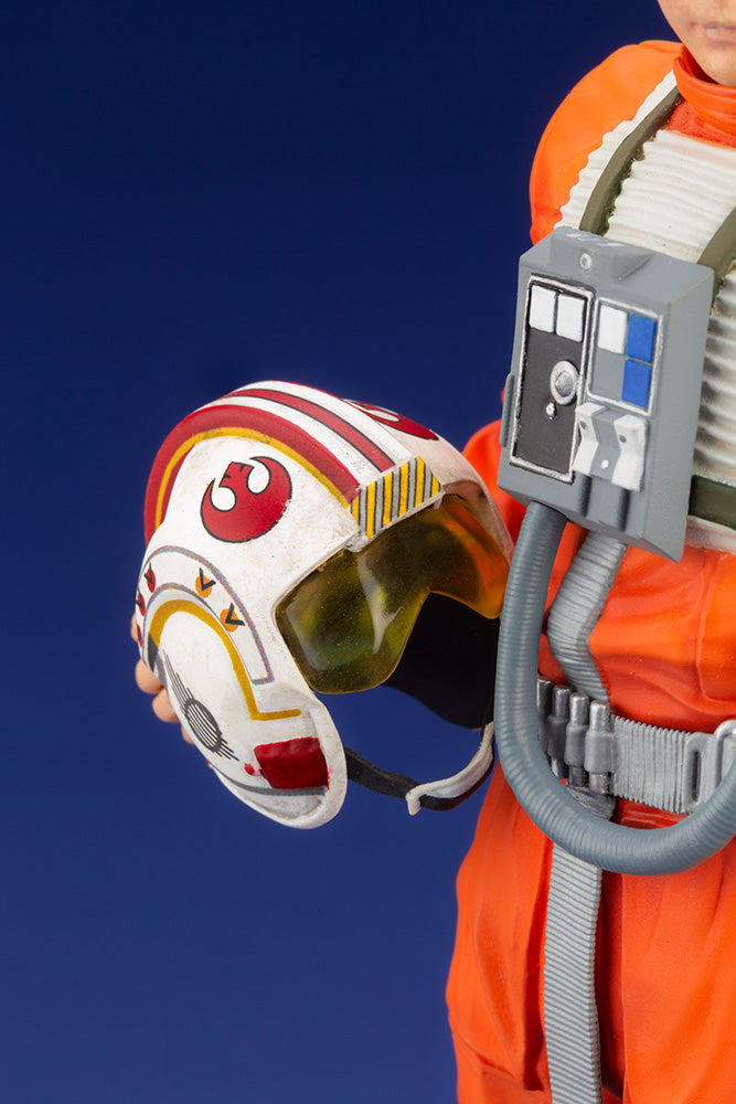 Kotobukiya - ARTFX+ - Star Wars: A New Hope - Luke Skywalker X-Wing Pilot (1/10 Scale) - Marvelous Toys
