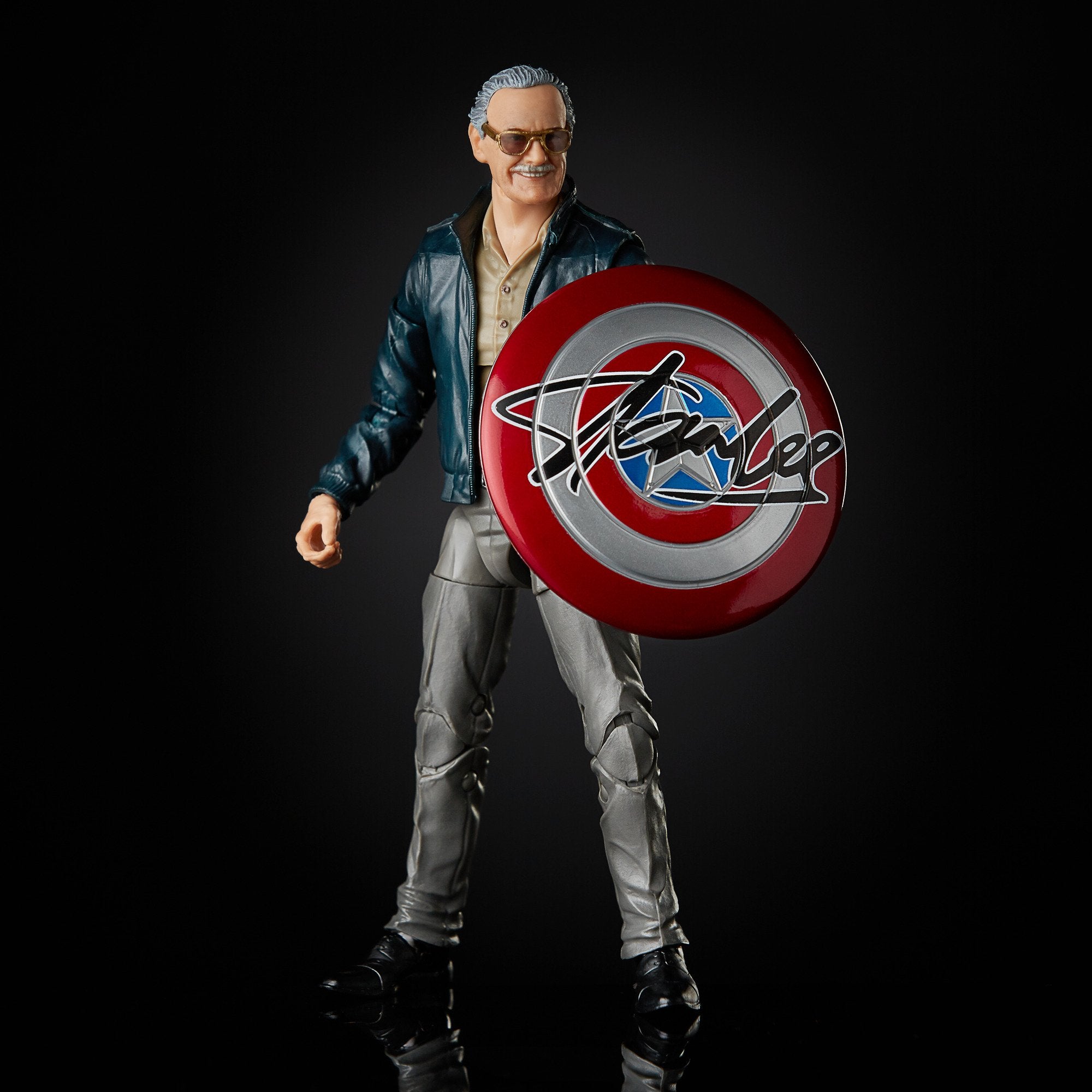 Hasbro - Marvel Legends - Stan Lee (Avengers Chess Player Cameo) - Marvelous Toys