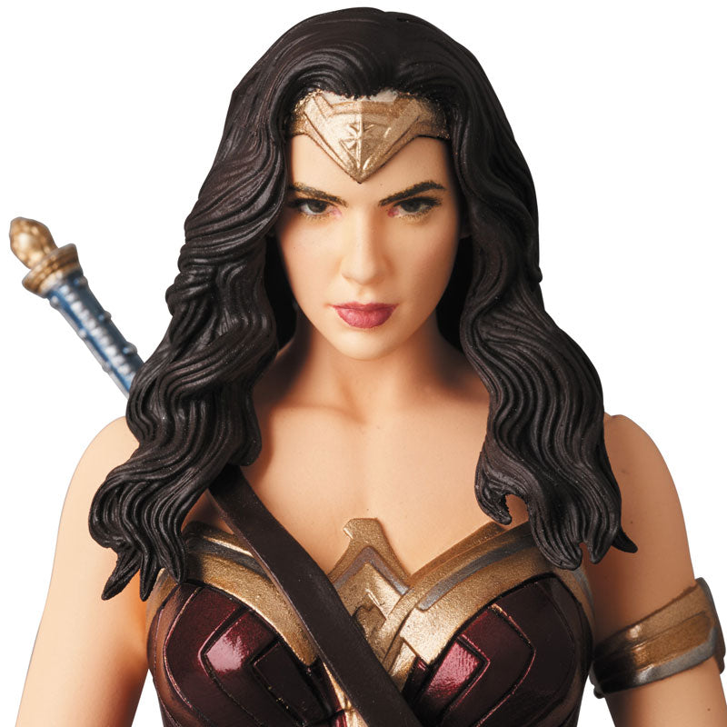 MAFEX No. 60 - Justice League - Wonder Woman