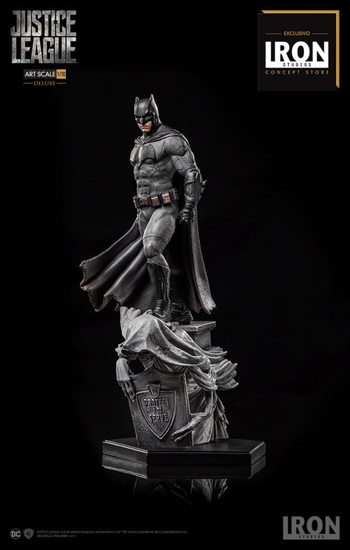Iron Studios - Justice League - 1:10 Art Scale Statue - Batman Deluxe Exclusive Version