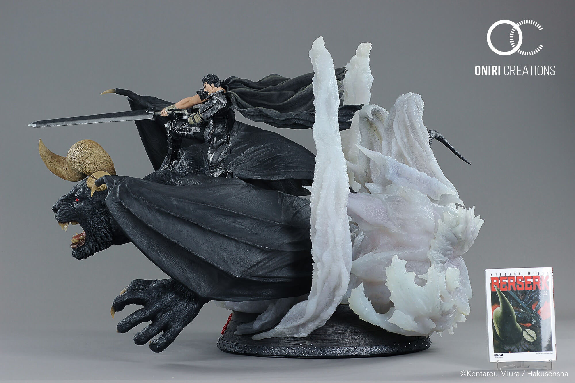 Oniri Creations - Epic Diorama - Berserk - Guts &amp; Zodd vs. Ganishka (Limited Edition) (1/6 Scale) - Marvelous Toys