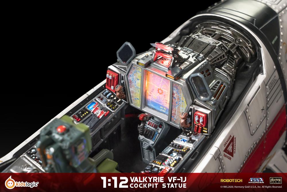 Kids Logic - Robotech Macross - VF-1J Valkyrie Cockpit Statue (1/12 Scale) - Marvelous Toys