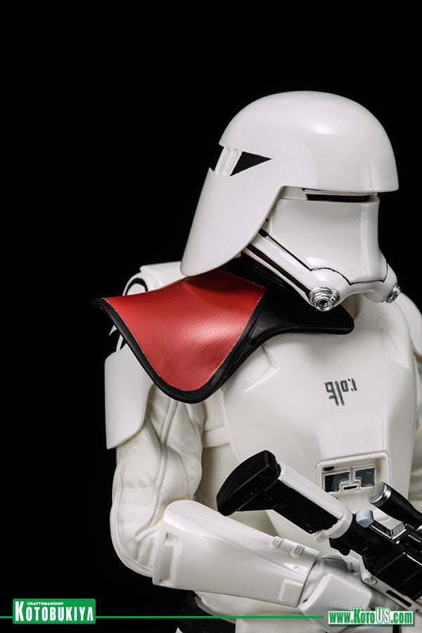 Kotobukiya - ARTFX+ - Star Wars: The Force Awakens - First Order Snowtrooper &amp; First Order Flametrooper (1/10 Scale) - Marvelous Toys
