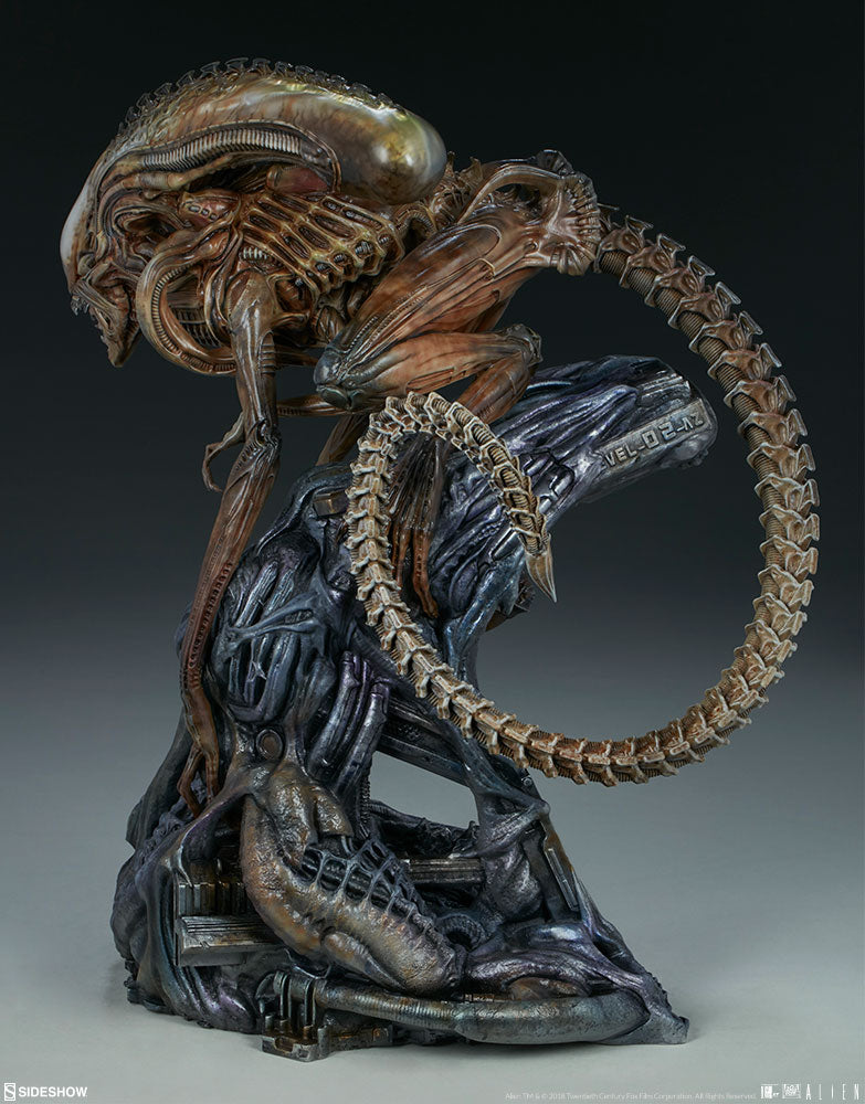 Sideshow Collectibles - Mythos - Alien Warrior Maquette - Marvelous Toys