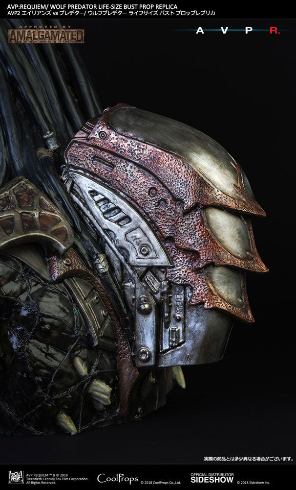 Sideshow Collectibles - Alien vs. Predator: Requiem - Wolf Predator Life-Size Bust by CoolProps