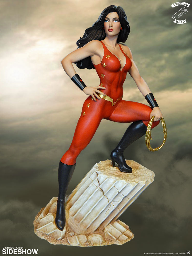 Sideshow Collectibles - Super Powers Collection - Donna Troy Maquette by Tweeterhead - Marvelous Toys