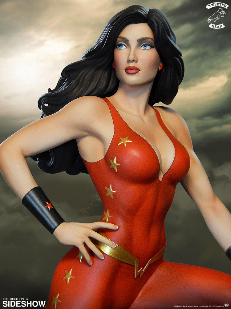 Sideshow Collectibles - Super Powers Collection - Donna Troy Maquette by Tweeterhead - Marvelous Toys