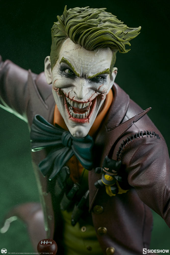 Sideshow Collectibles - Premium Format Figure - DC Comics - The Joker - Marvelous Toys