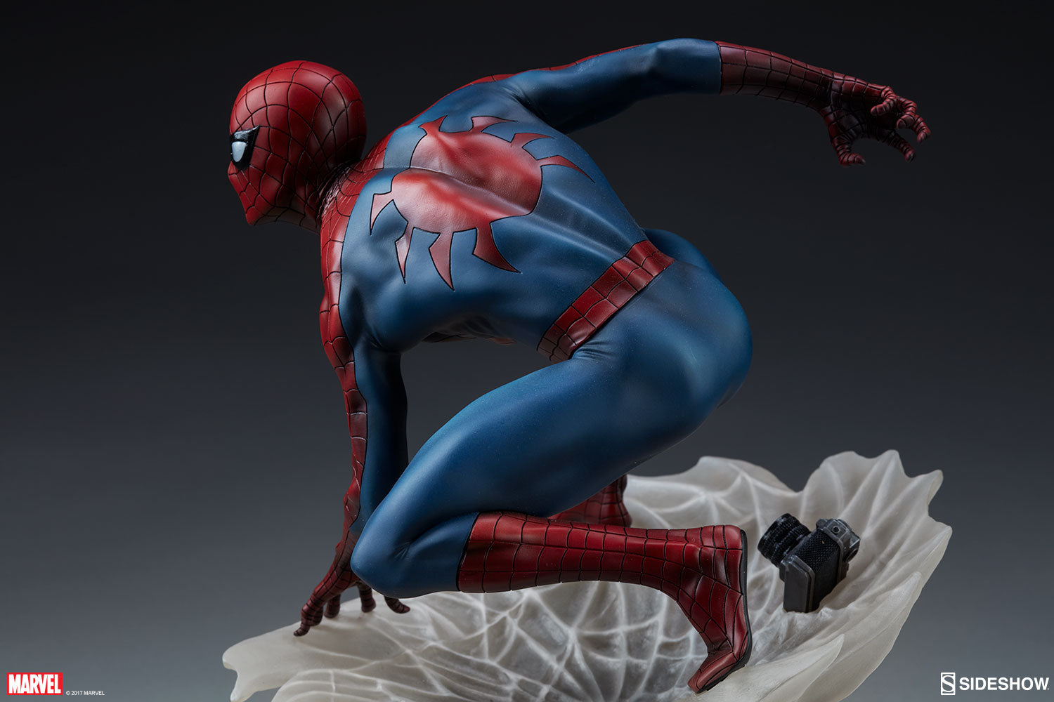 Sideshow Collectibles - Mark Brooks Artist Series - Spider-Man - Marvelous Toys