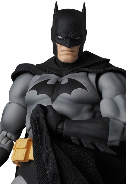 Medicom - MAFEX No. 126 - DC Comics - Batman: Hush - Batman (Black Ver.) - Marvelous Toys