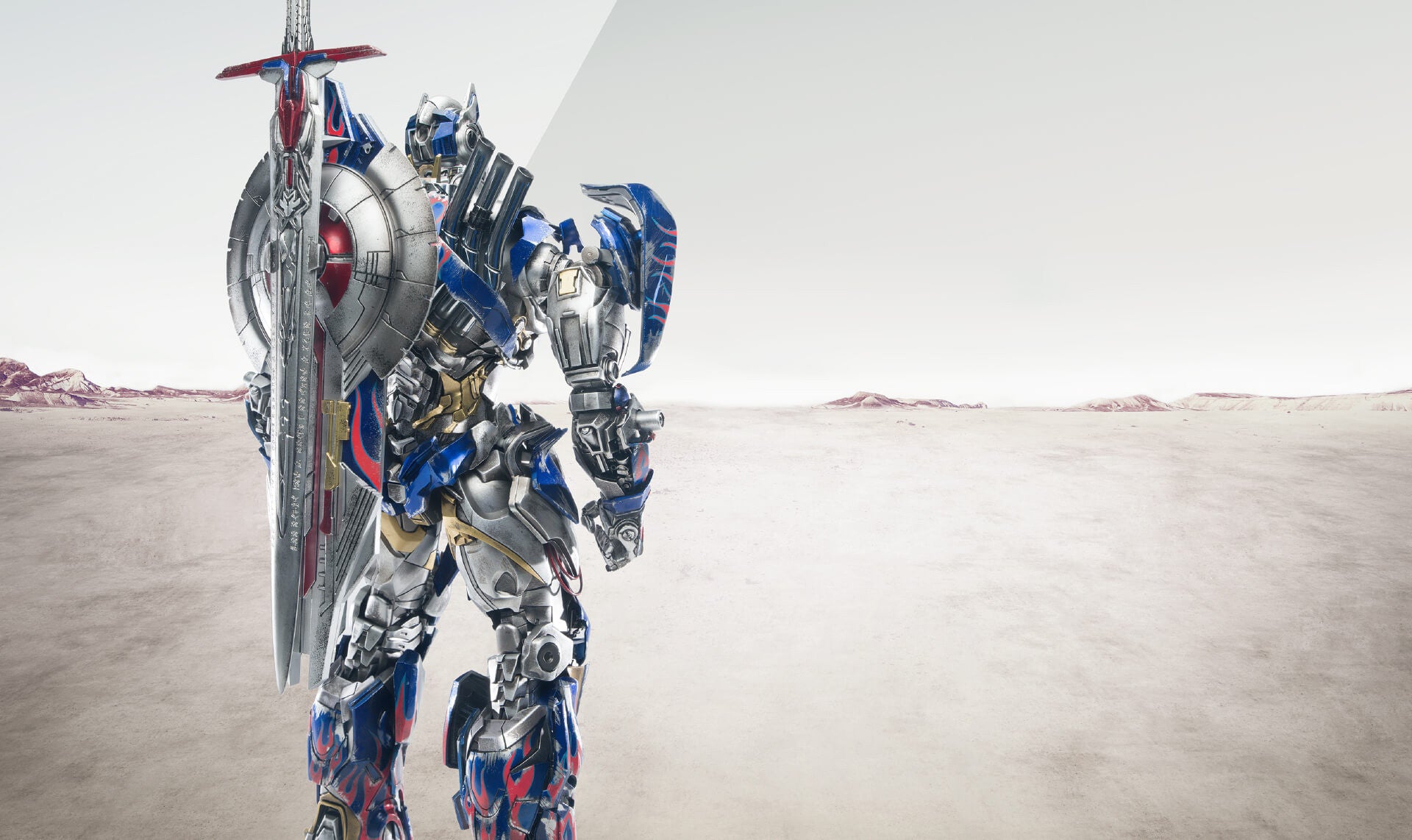Comicave Studios - Omni Class: 1/22 Scale Optimus Prime - Marvelous Toys