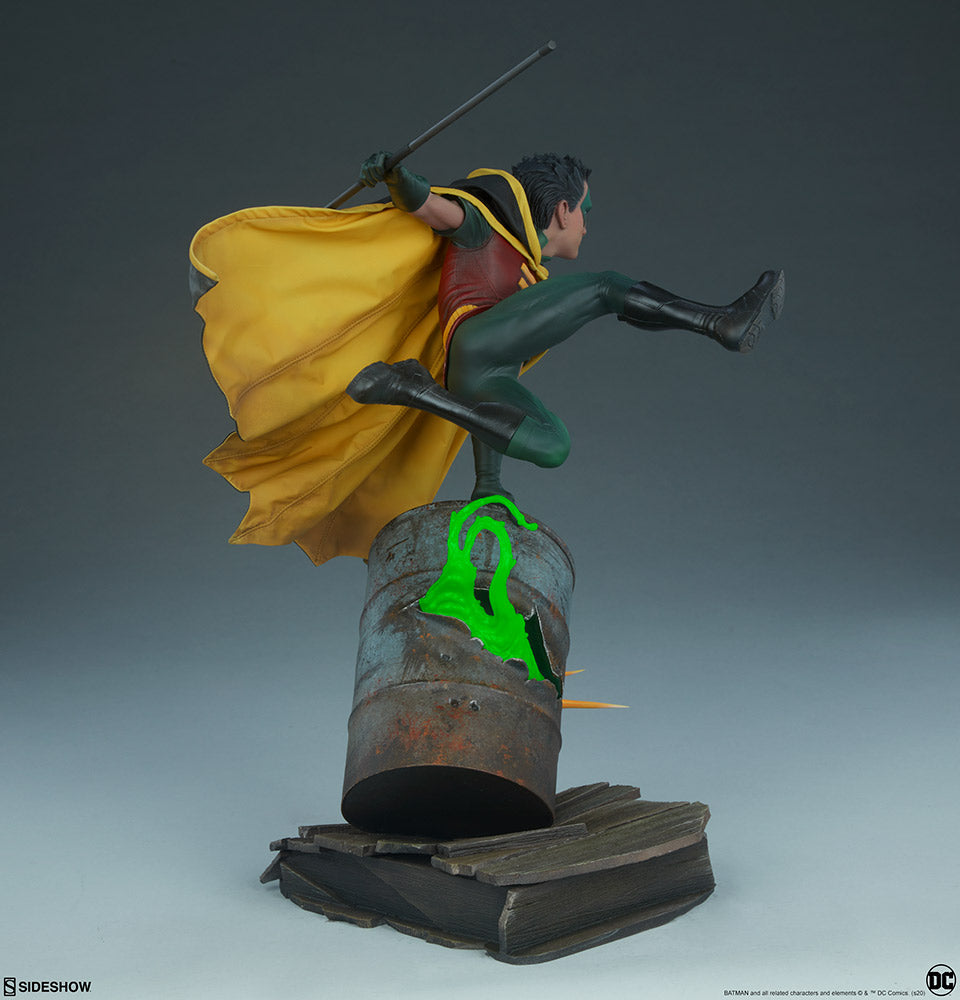 Sideshow Collectibles - Premium Format Figure - DC Comics - Robin